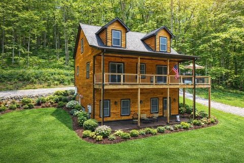 9500 McFarlin Rd Bon Aqua TN 37025