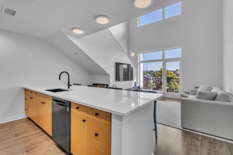 Photo of 1101 18th Ave S #610, Nashville, TN 37212 (MLS # 3166499)