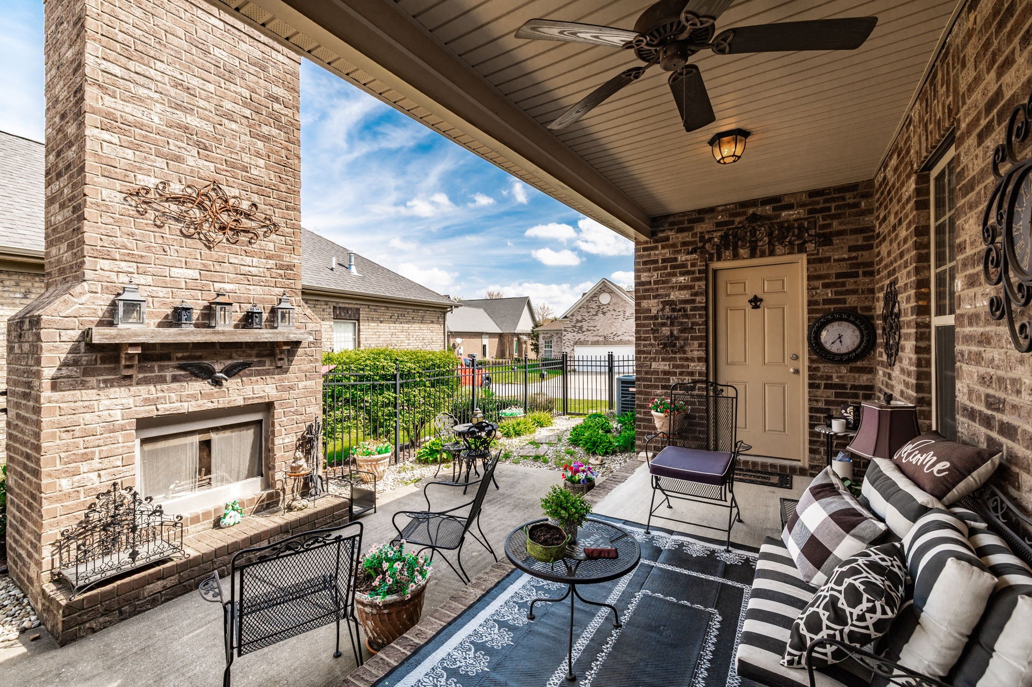 1098 Paddock Park Cir