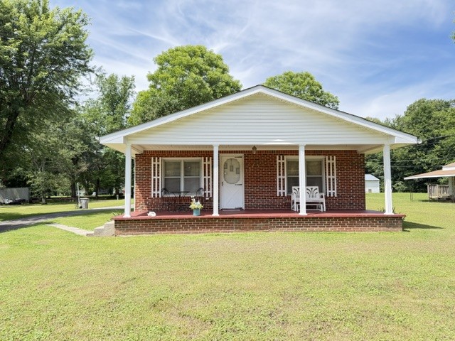603 N Main St