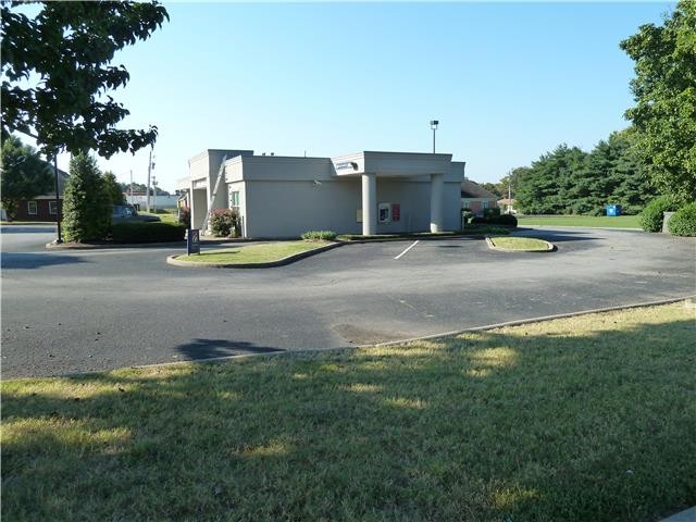 770 Nissan Dr