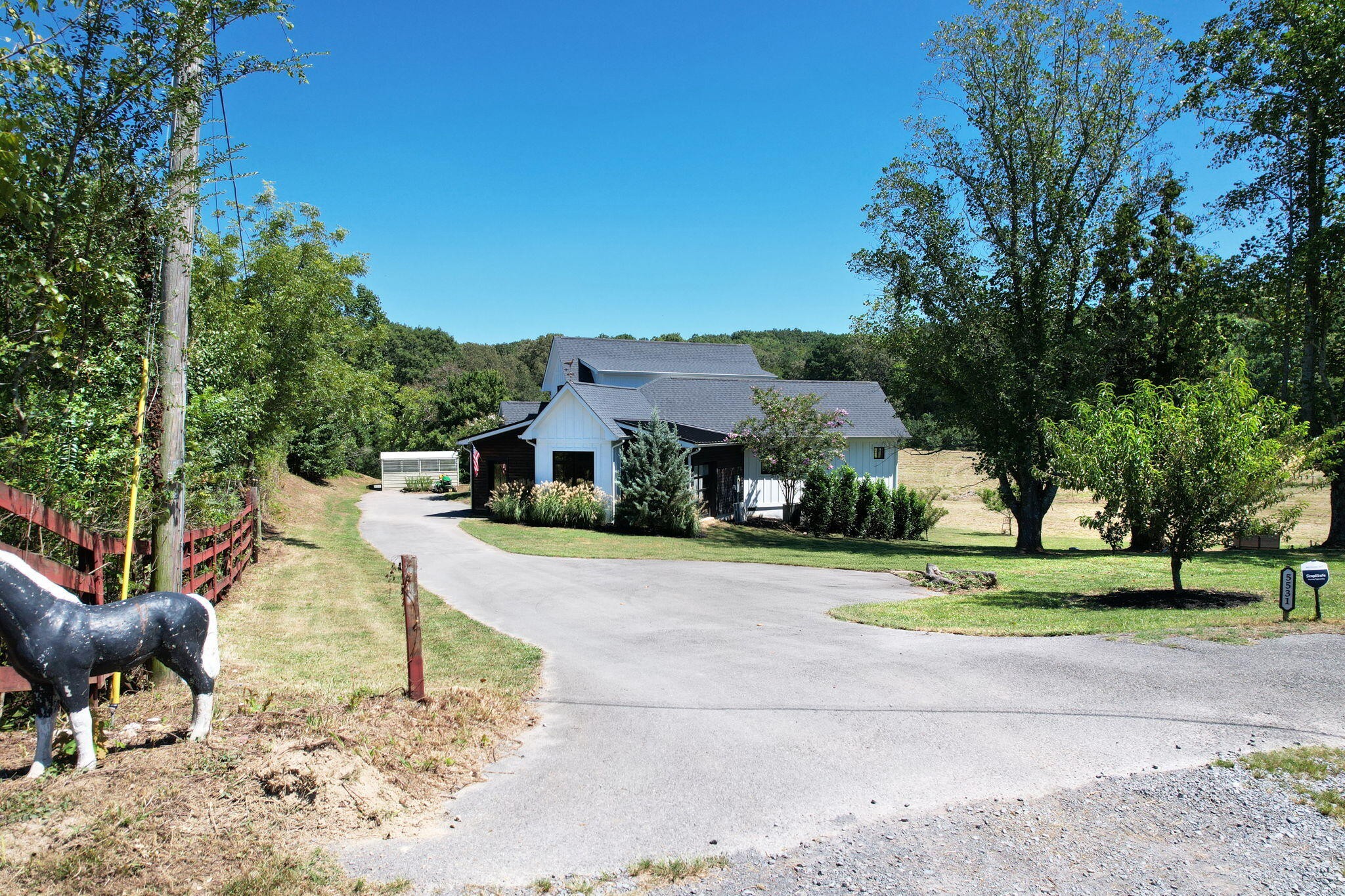 55295531 Blue Springs Road