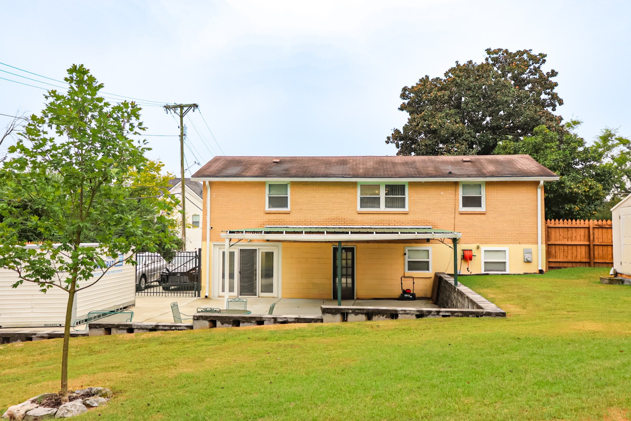 604 Galaxie Dr