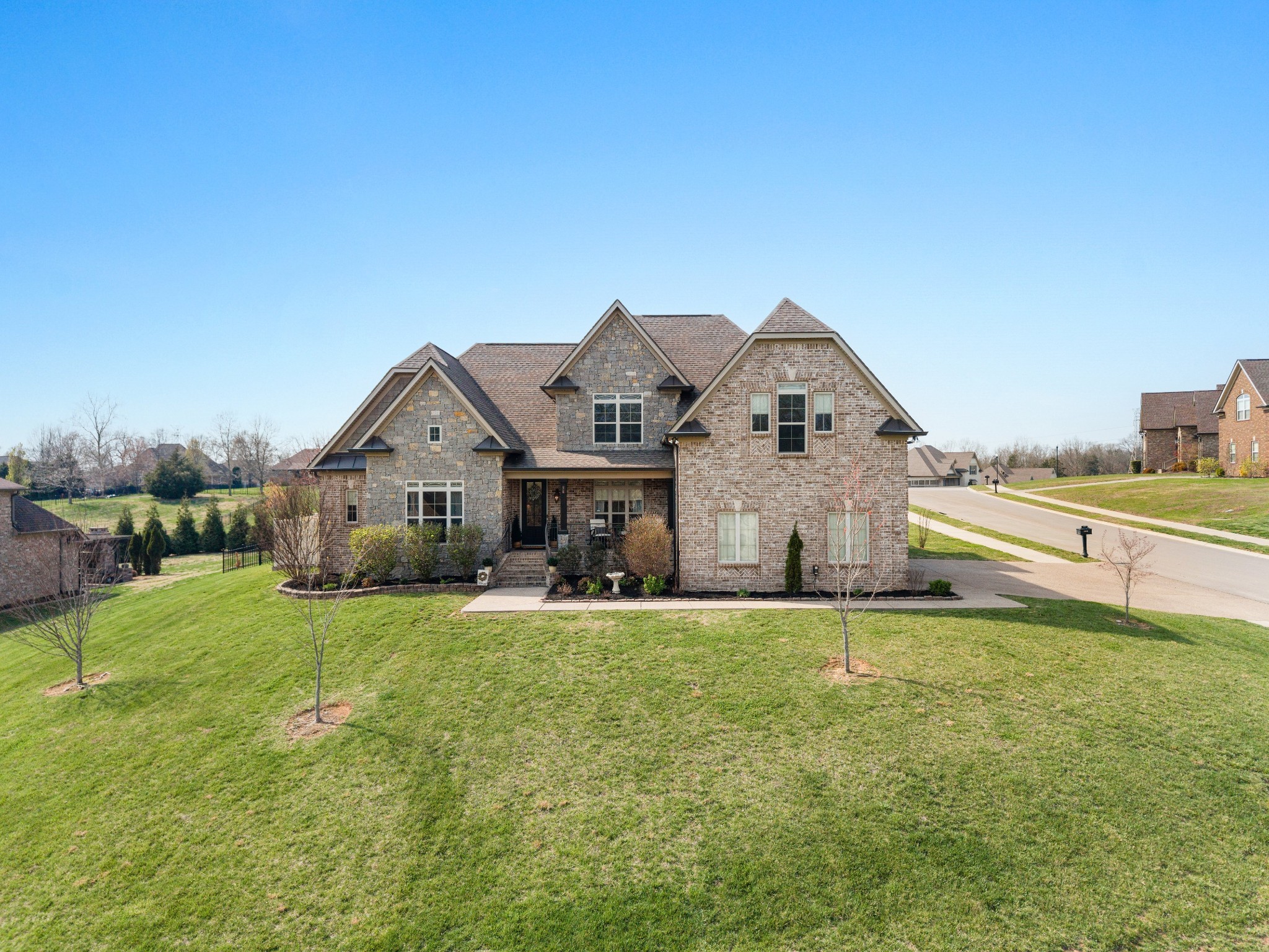 2726 Cherrydale Dr