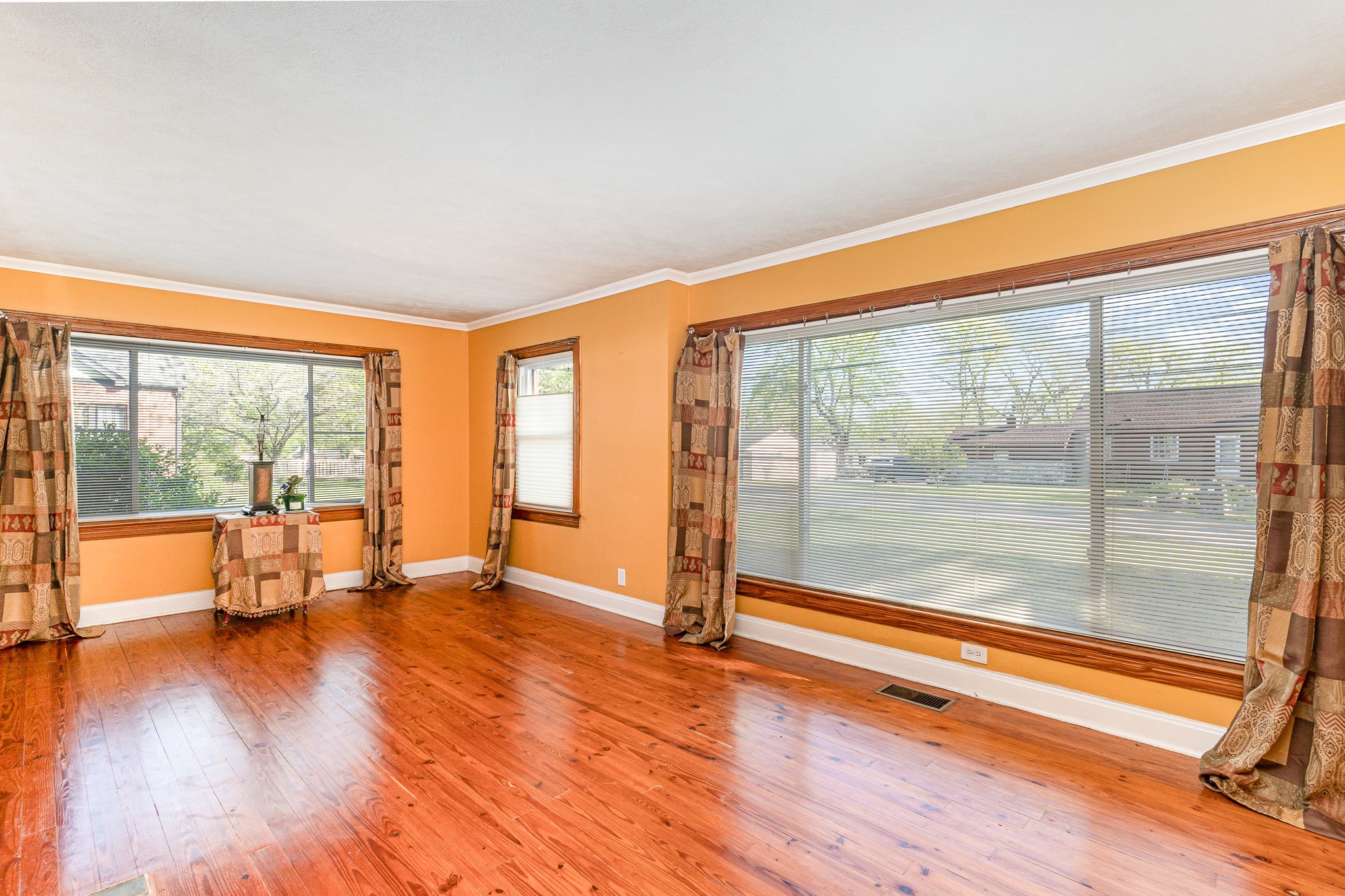 1230 Riverwood Drive