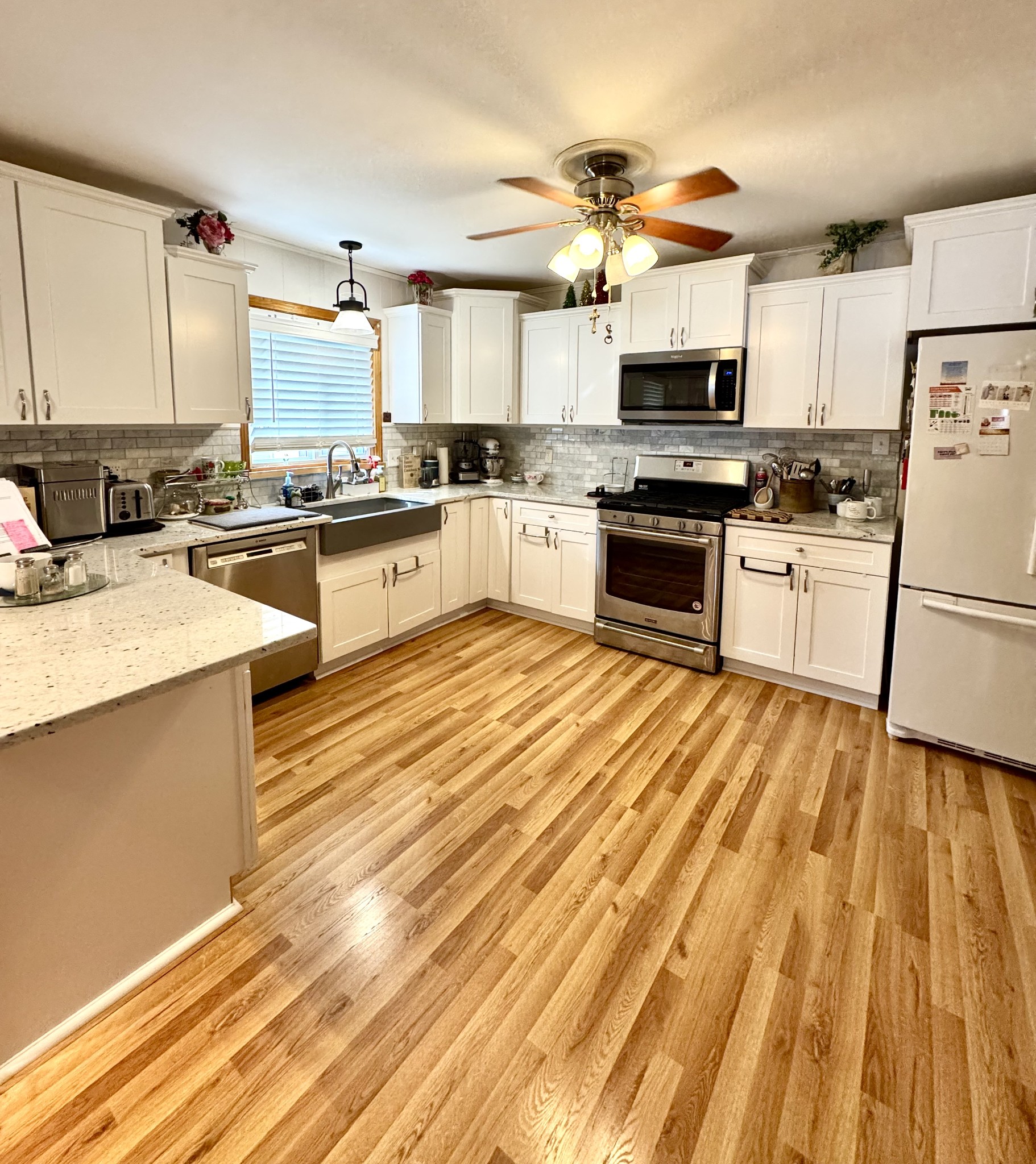112 Sherwood Dr