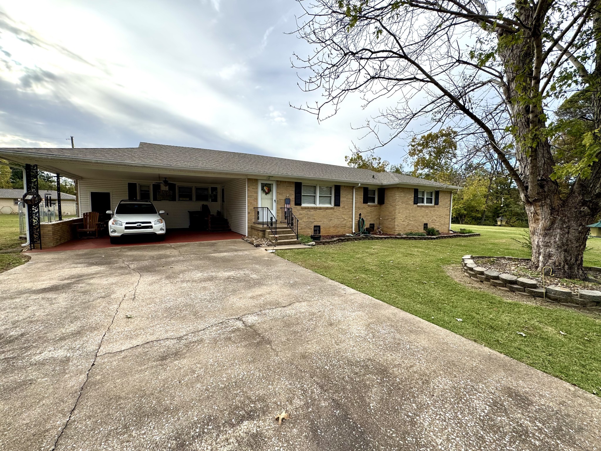 112 Sherwood Dr