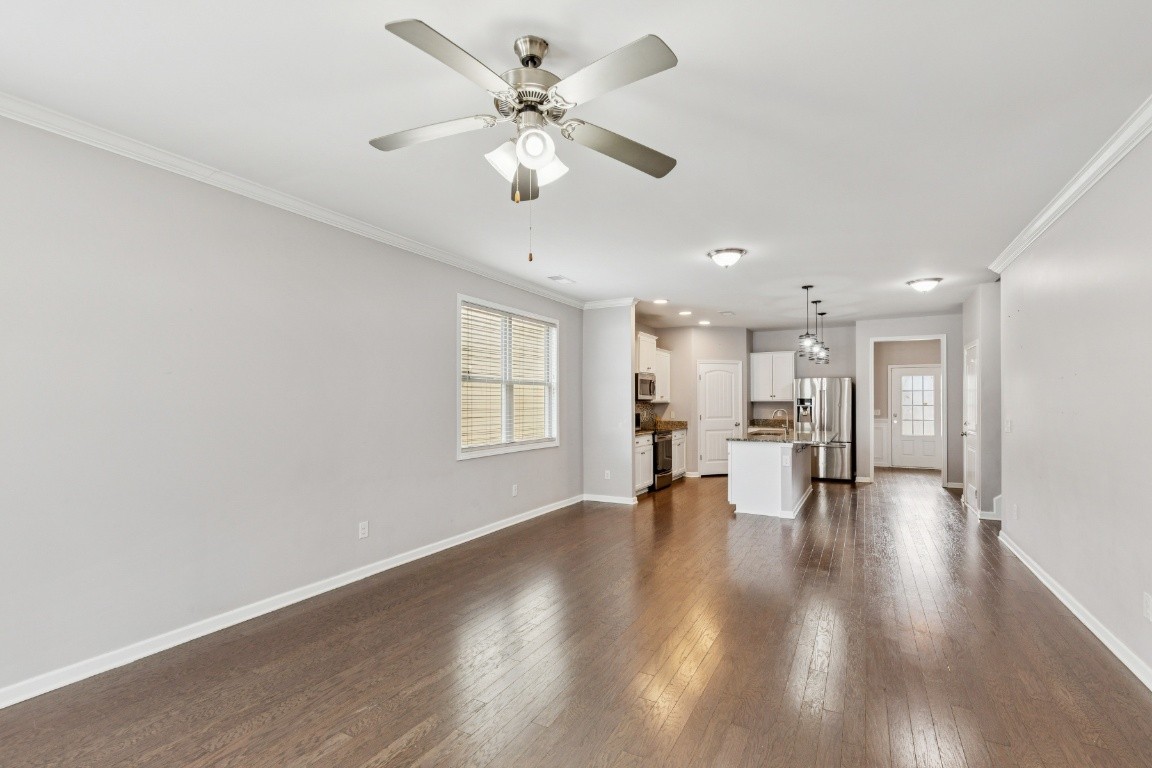 945 Manson Crossing Dr