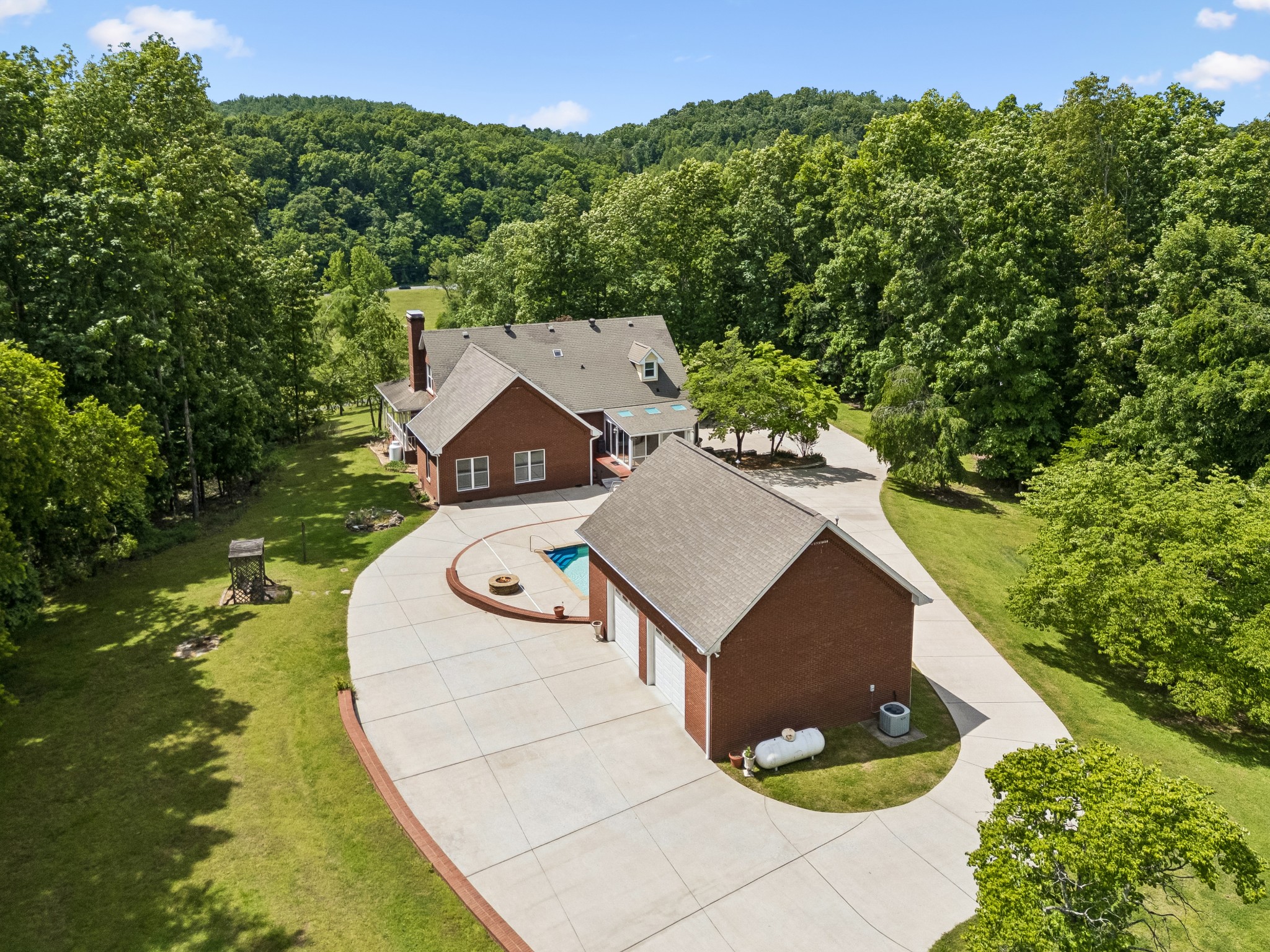 1229 Hogans Branch Rd
