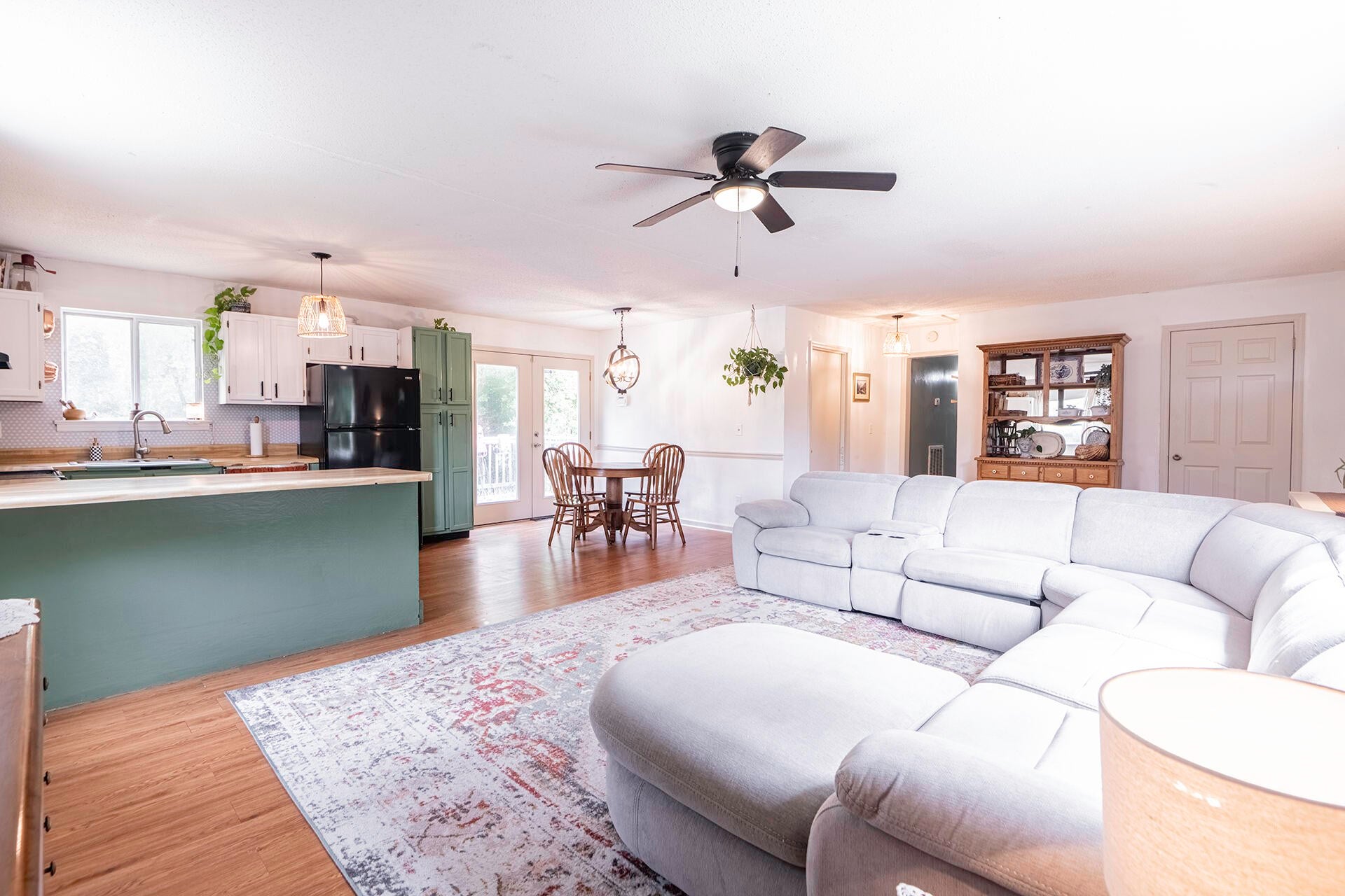 6407 Vulcan Lane