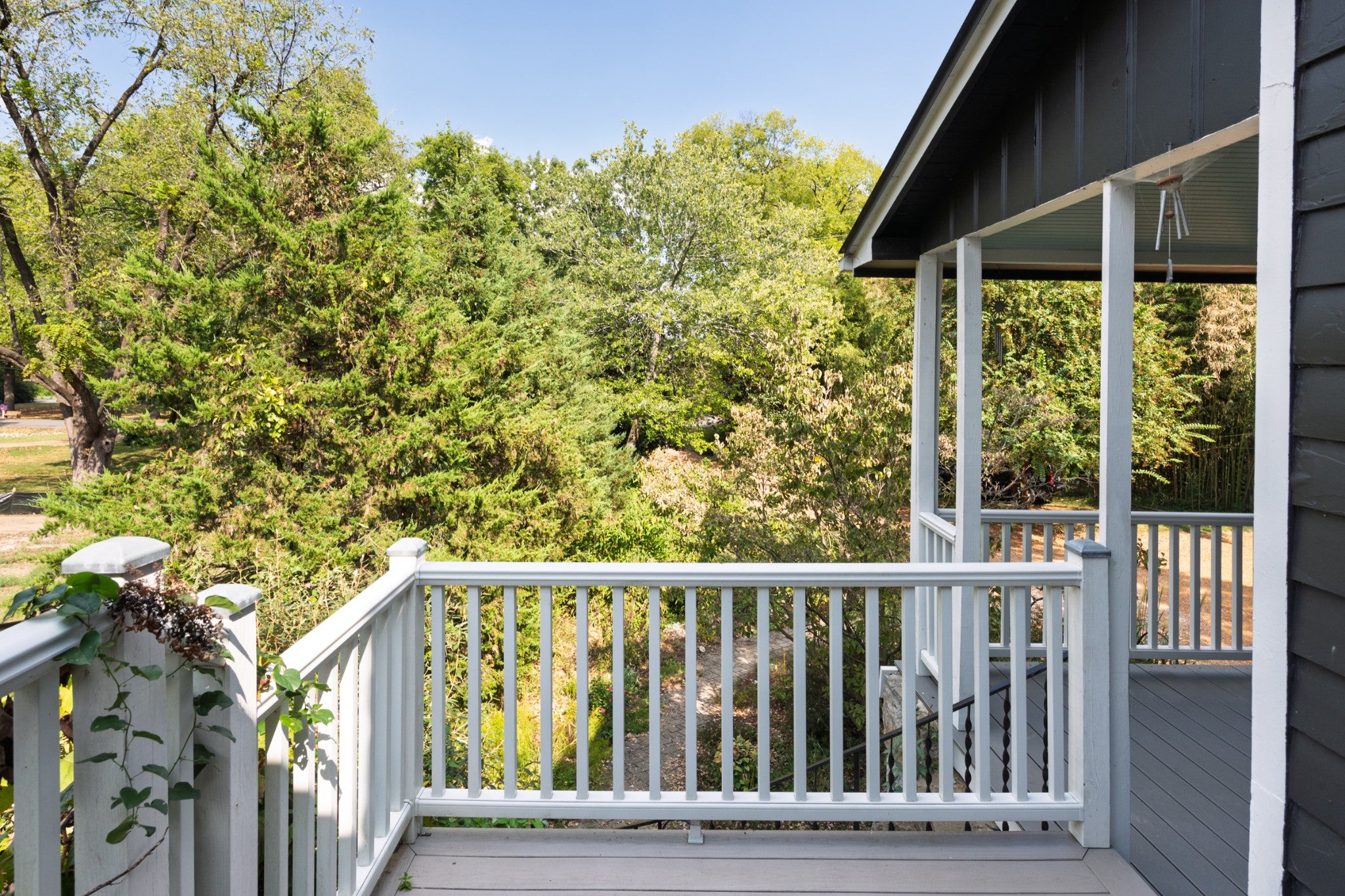 4115 Moss Rose Dr
