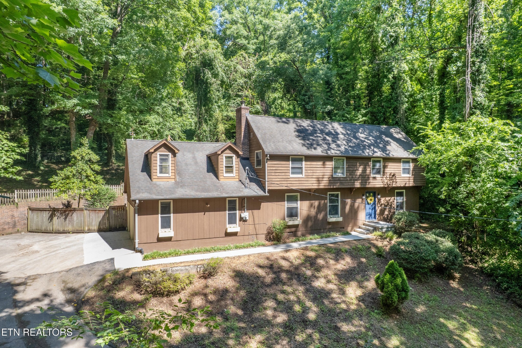 2529 Tall Pine Lane