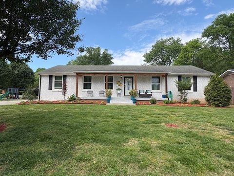 1614 Minerva Dr Murfreesboro TN 37130