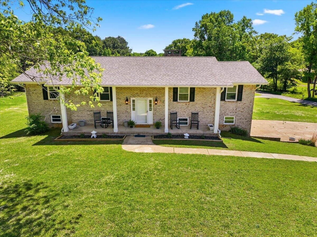 9103 Bay Drive