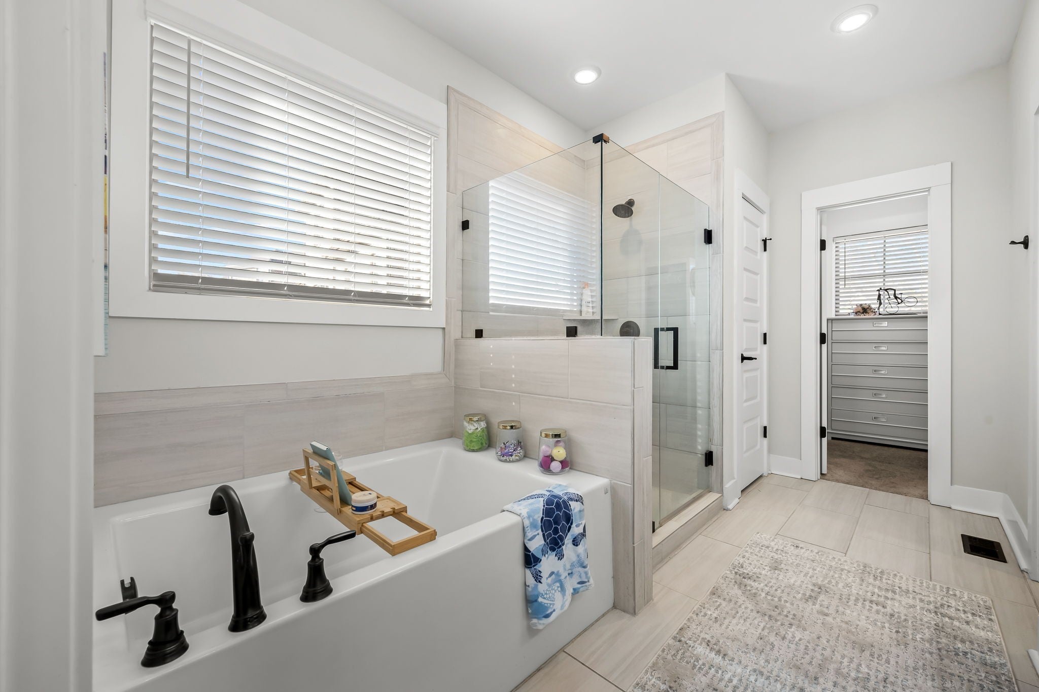 120 Watermill Ln