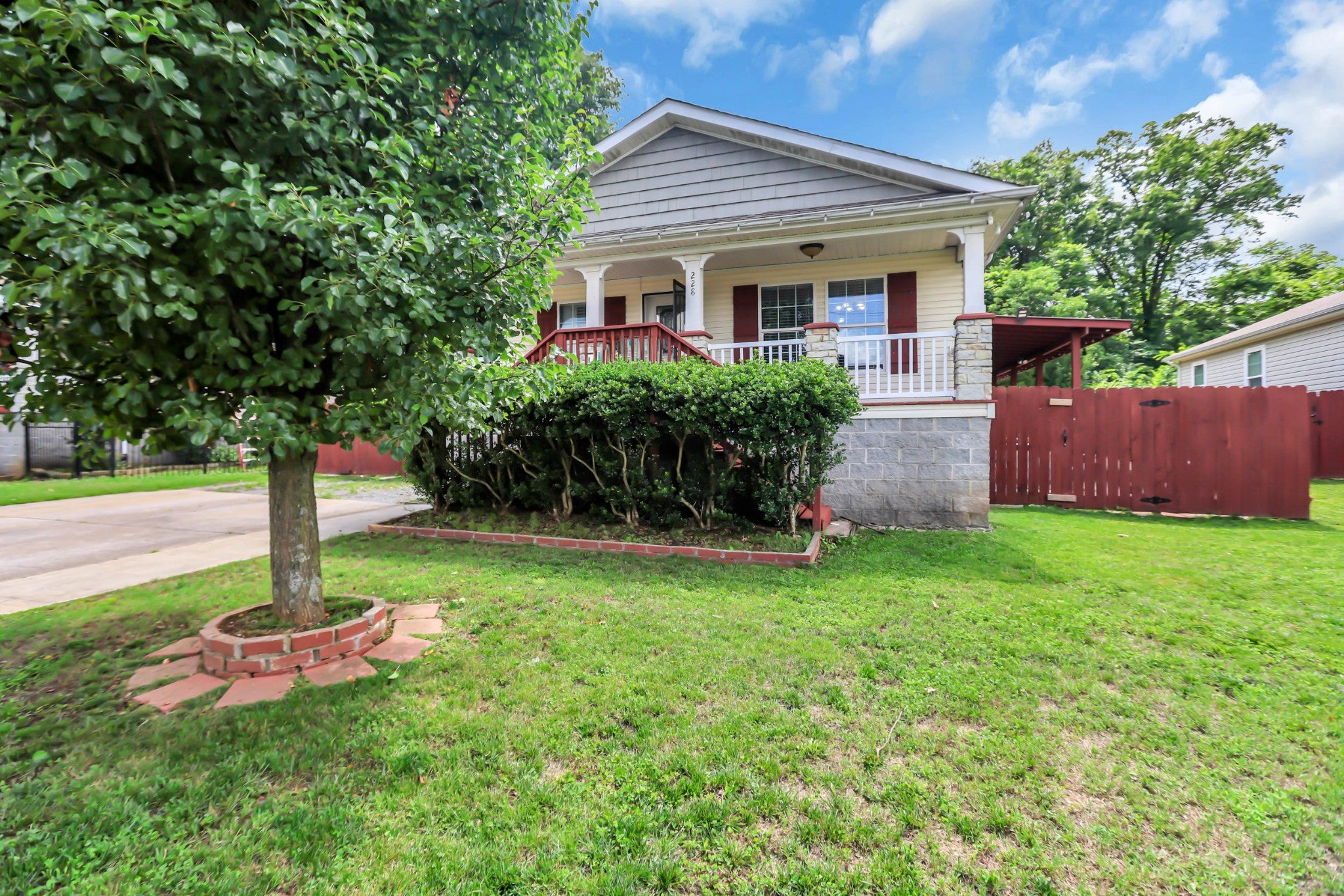 228 Oceanfront Cir S