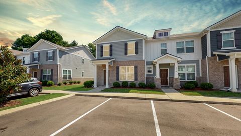 1772 Frodo Way Murfreesboro TN 37128