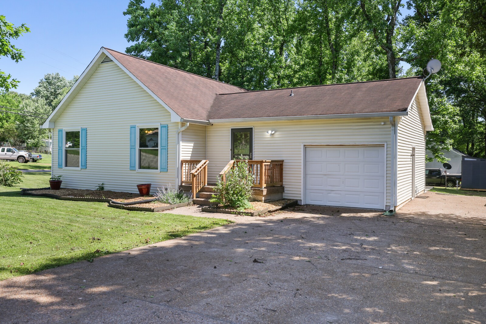 445 Belinda Pkwy