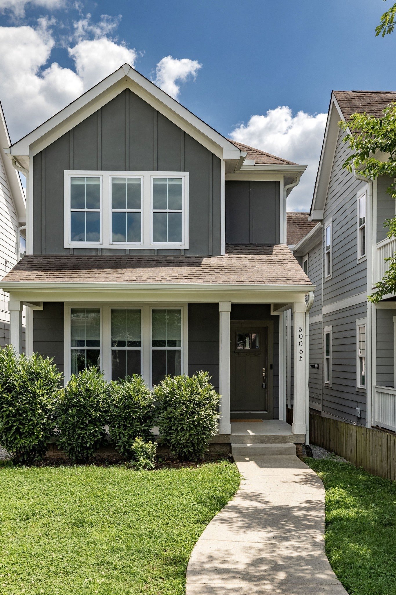 4-bed home for sale in Nashville, TN 37209, 5005b Georgia Ave 5005b Georgia Ave, Nashville TN 37209 4-bed home, photo 2 of 17