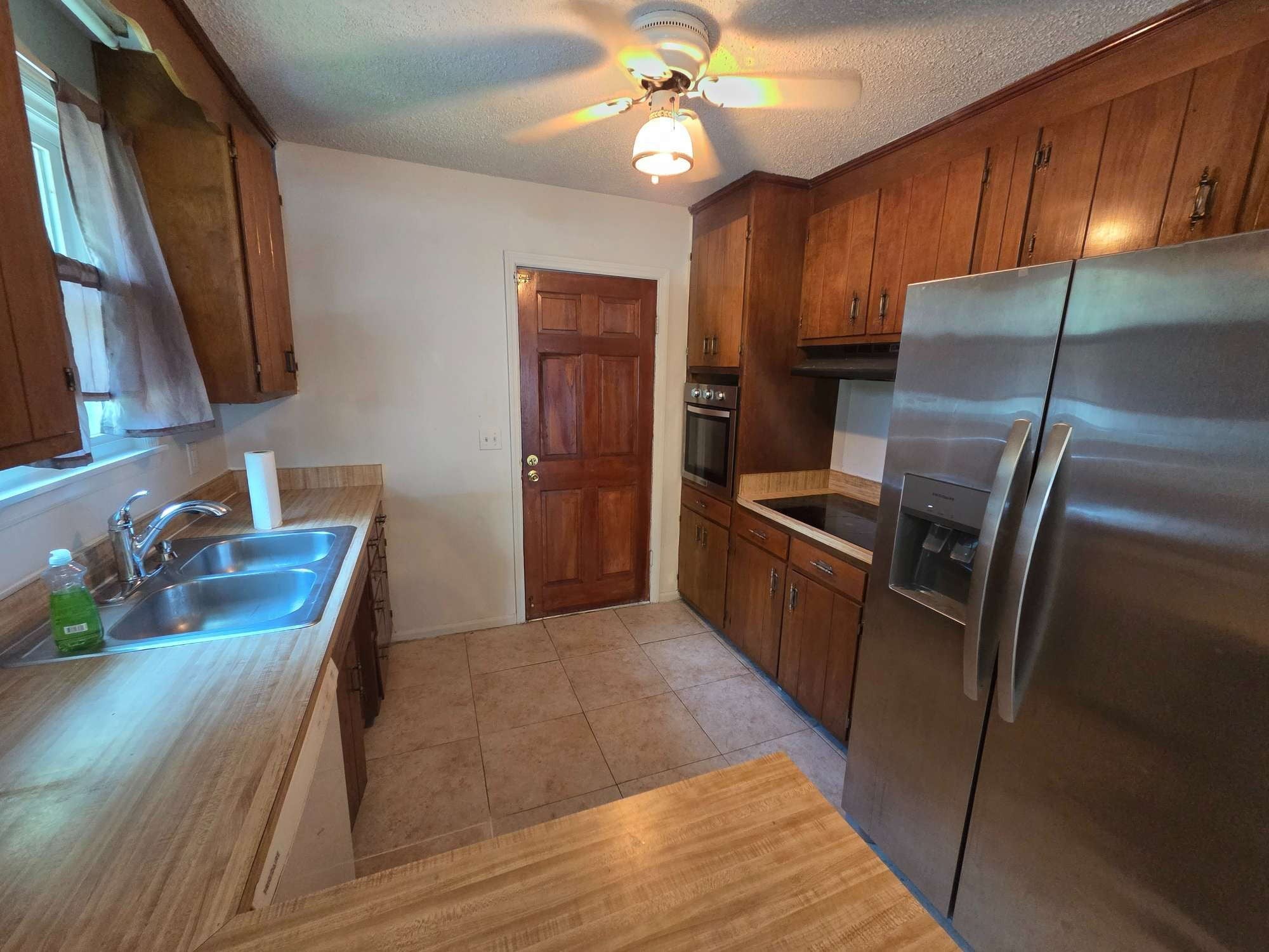 422 Cedarcliff Rd