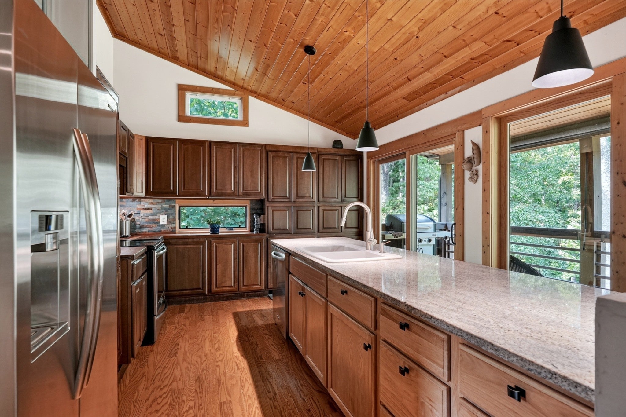 361 Bear Knob Ln