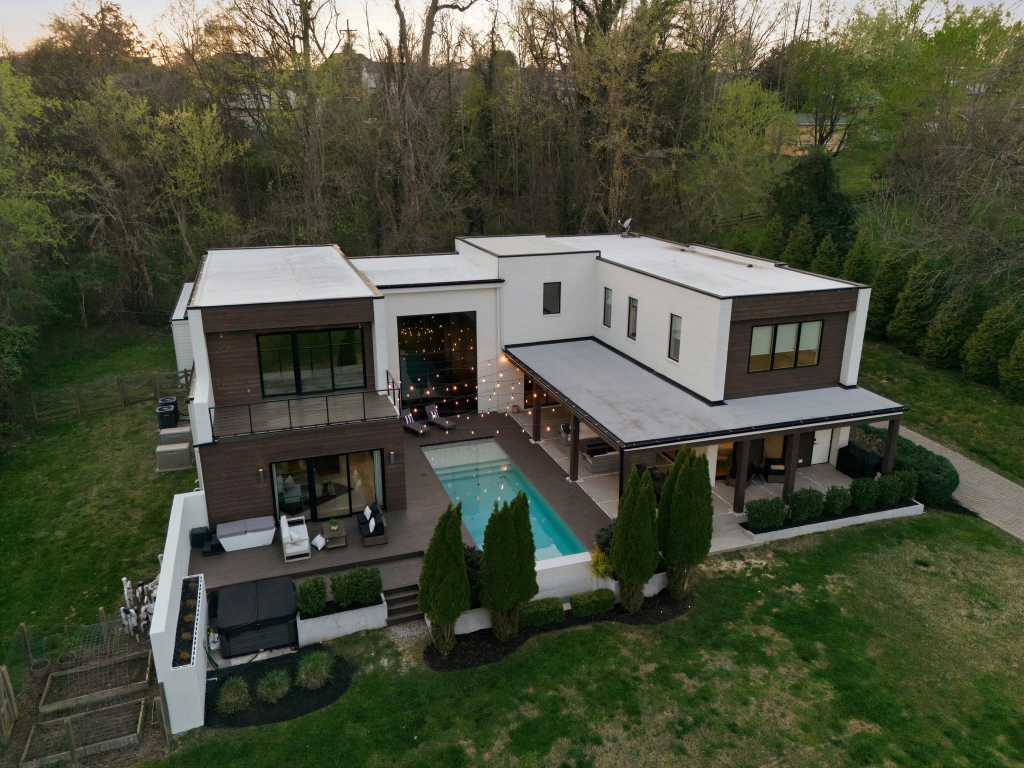 2616 Tiffany Dr