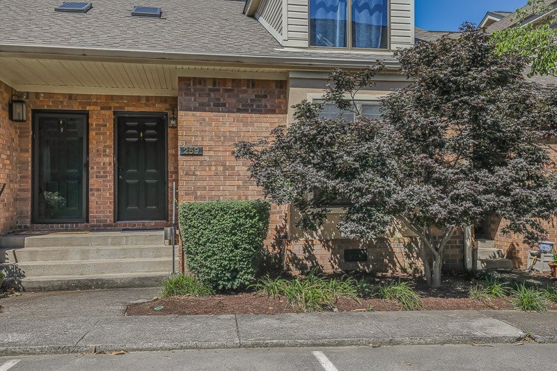 259 Glenstone Cir 83