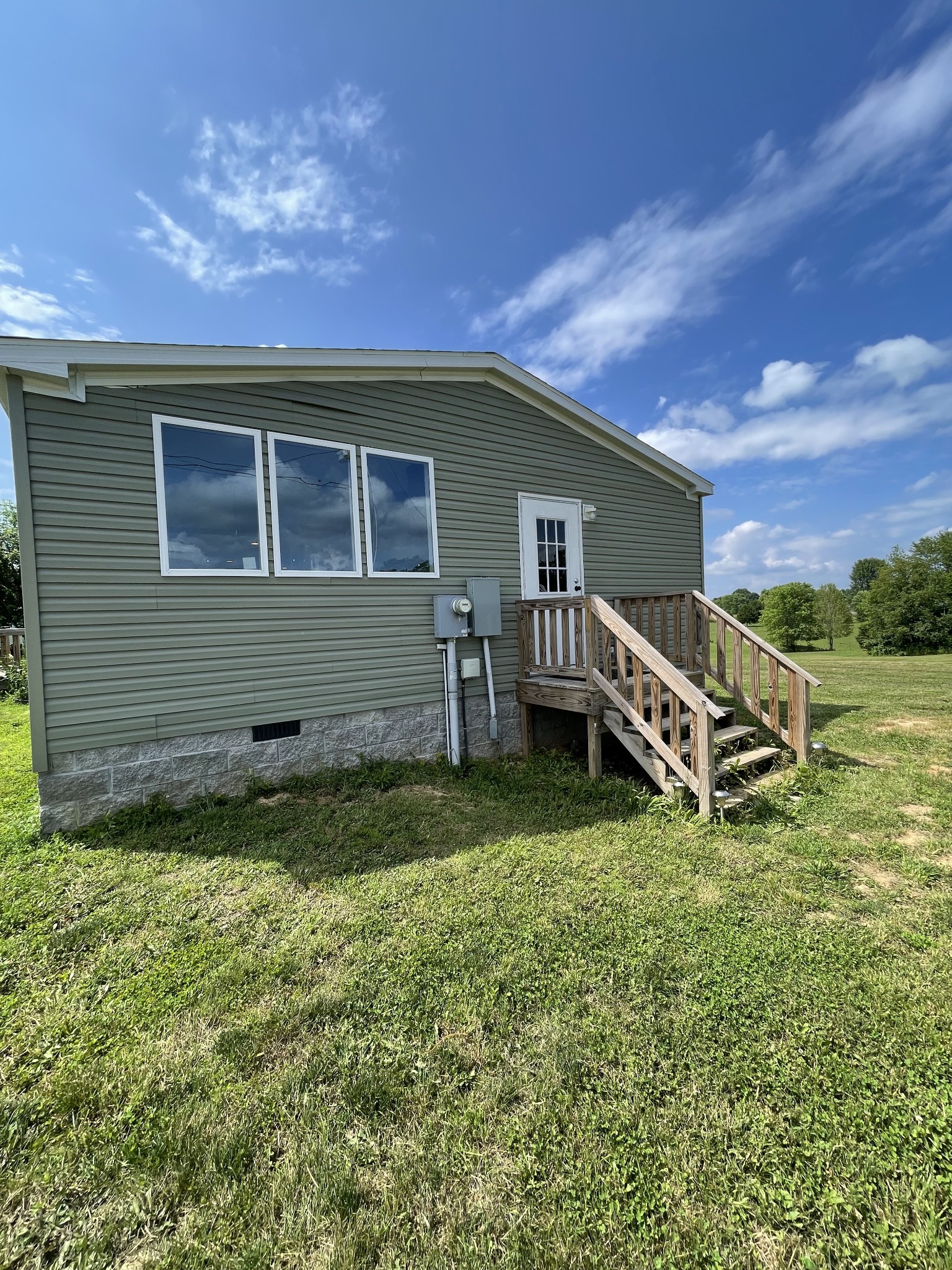 2666 Old Highway 52