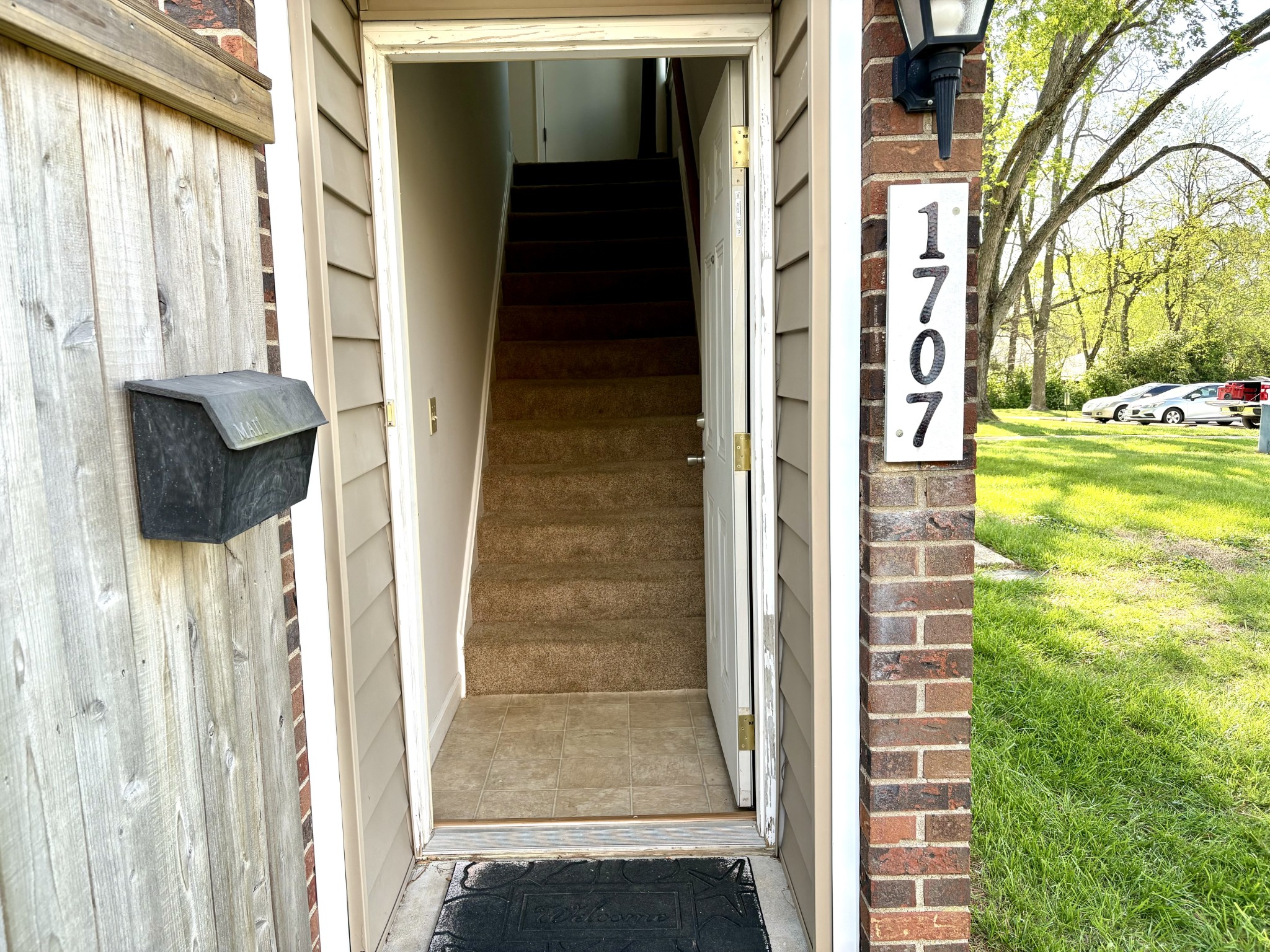 1707 Granville Rd