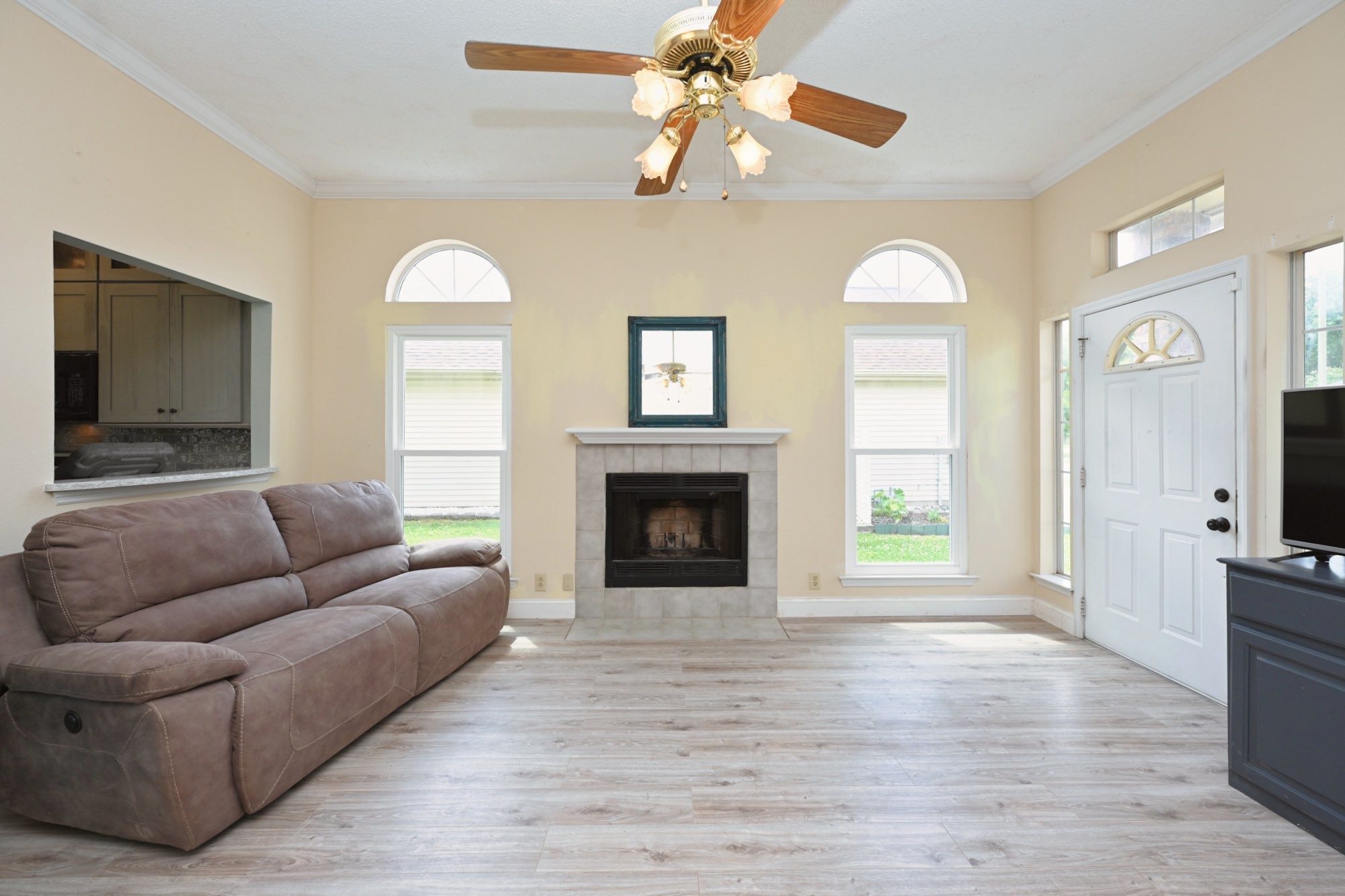 2722 River Bend Dr