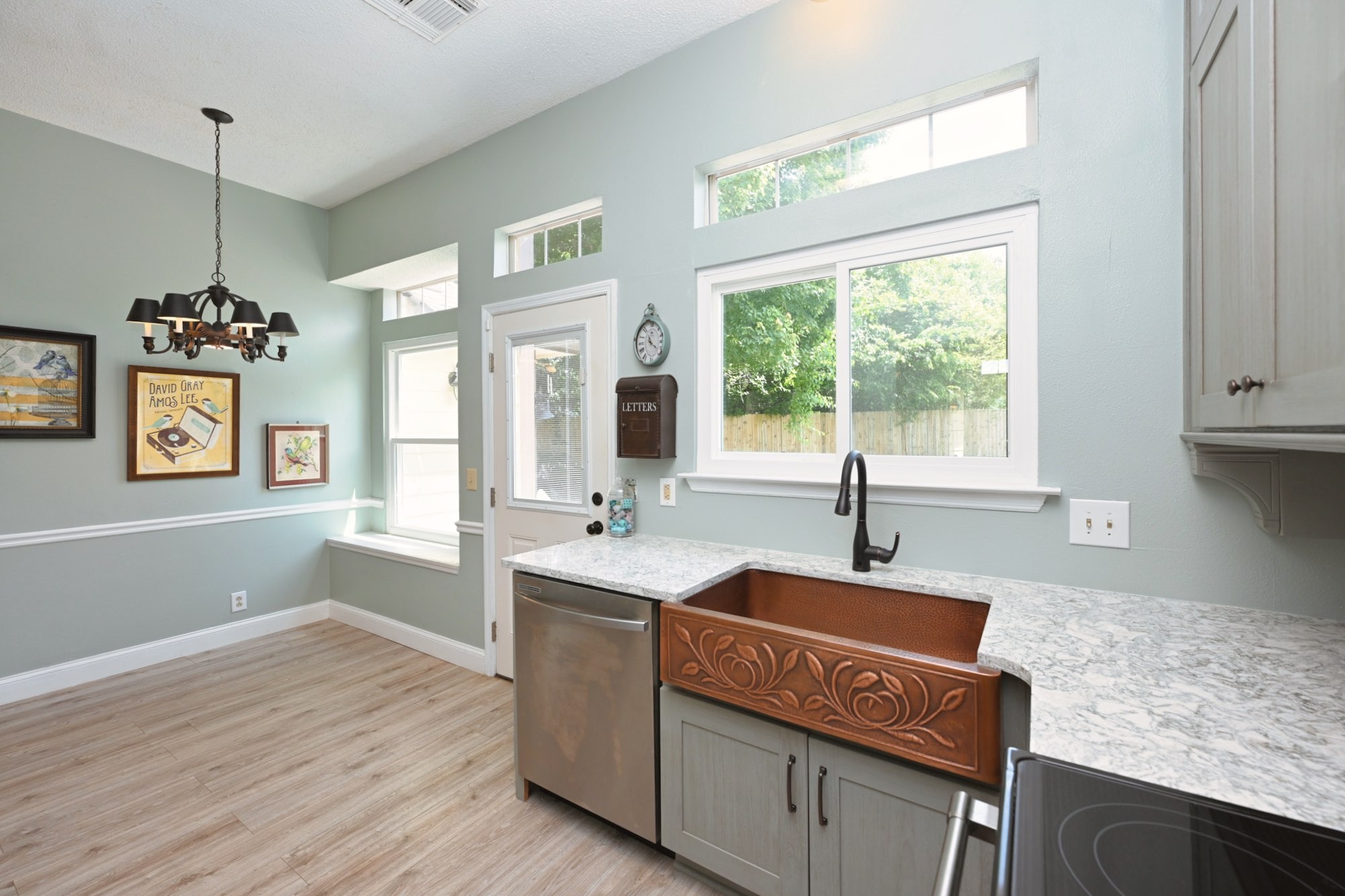 2722 River Bend Dr
