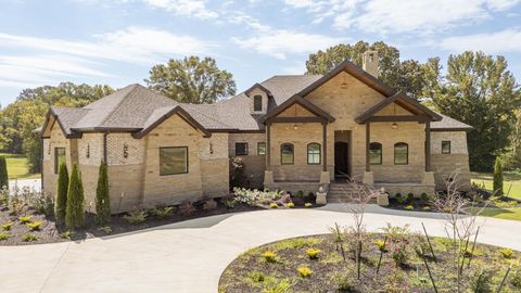 325 WILKES MANOR WAY Savannah TN 38372