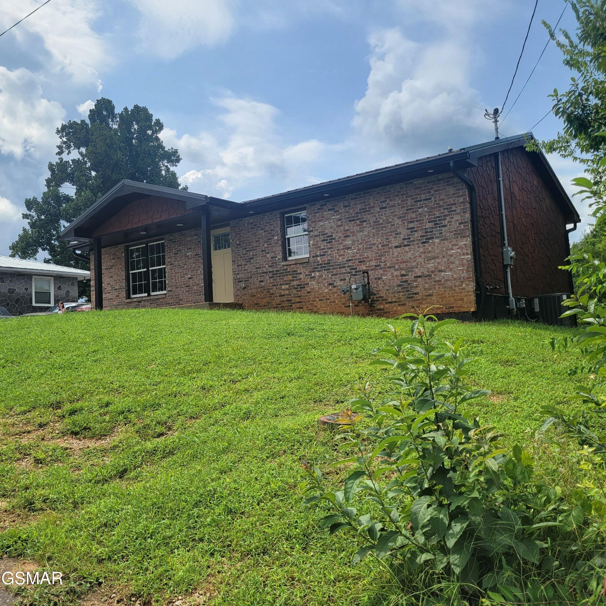 709 8th Street