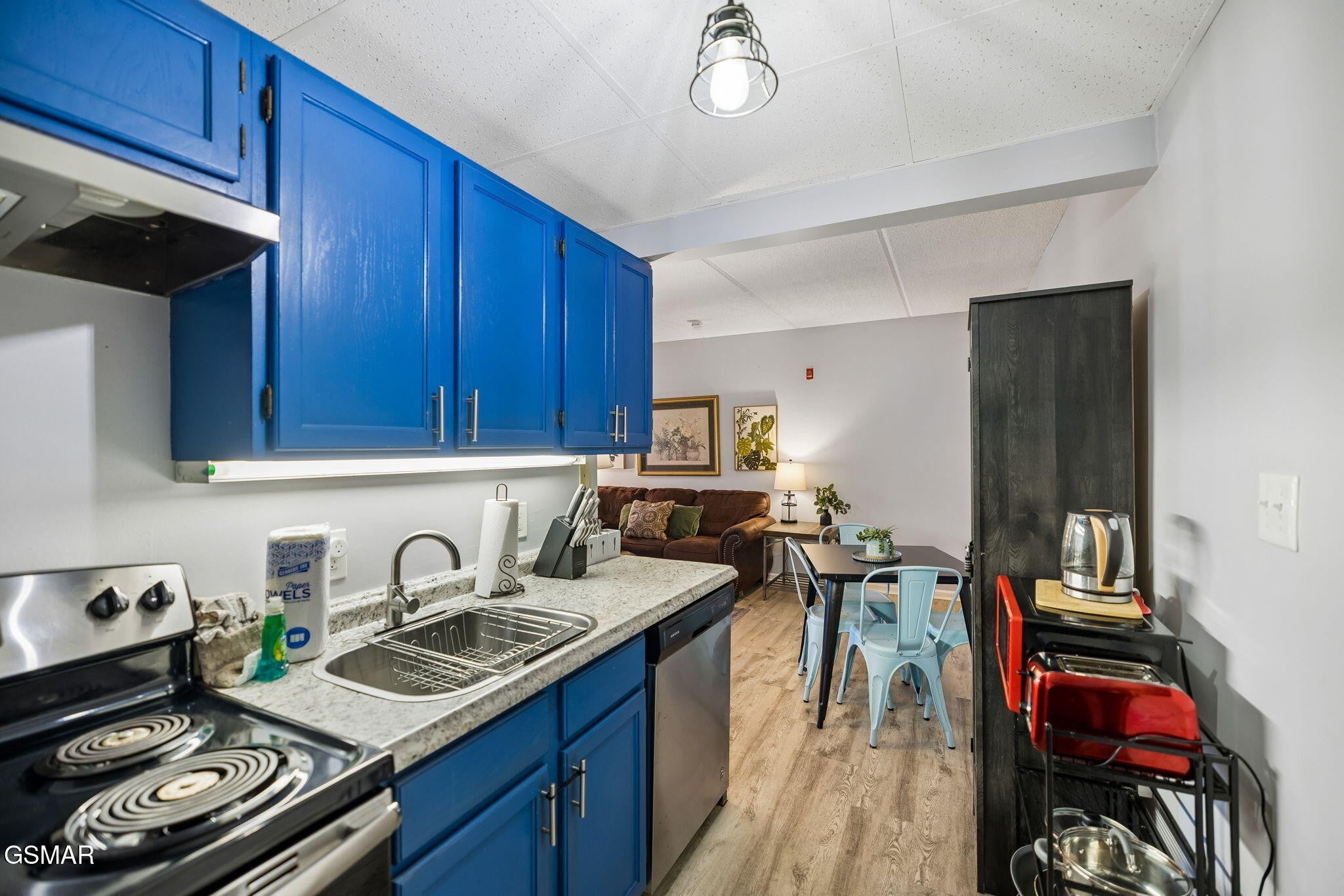 413 Baskins Creek Road 405