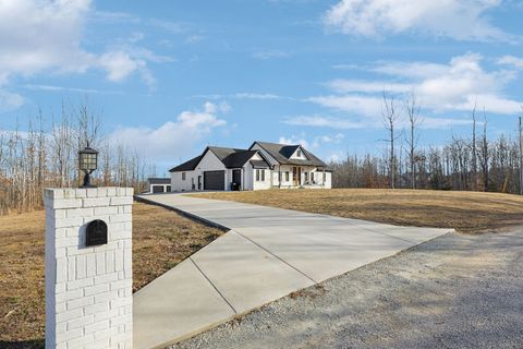 280 Saddlebrook Dr Hohenwald TN 38462