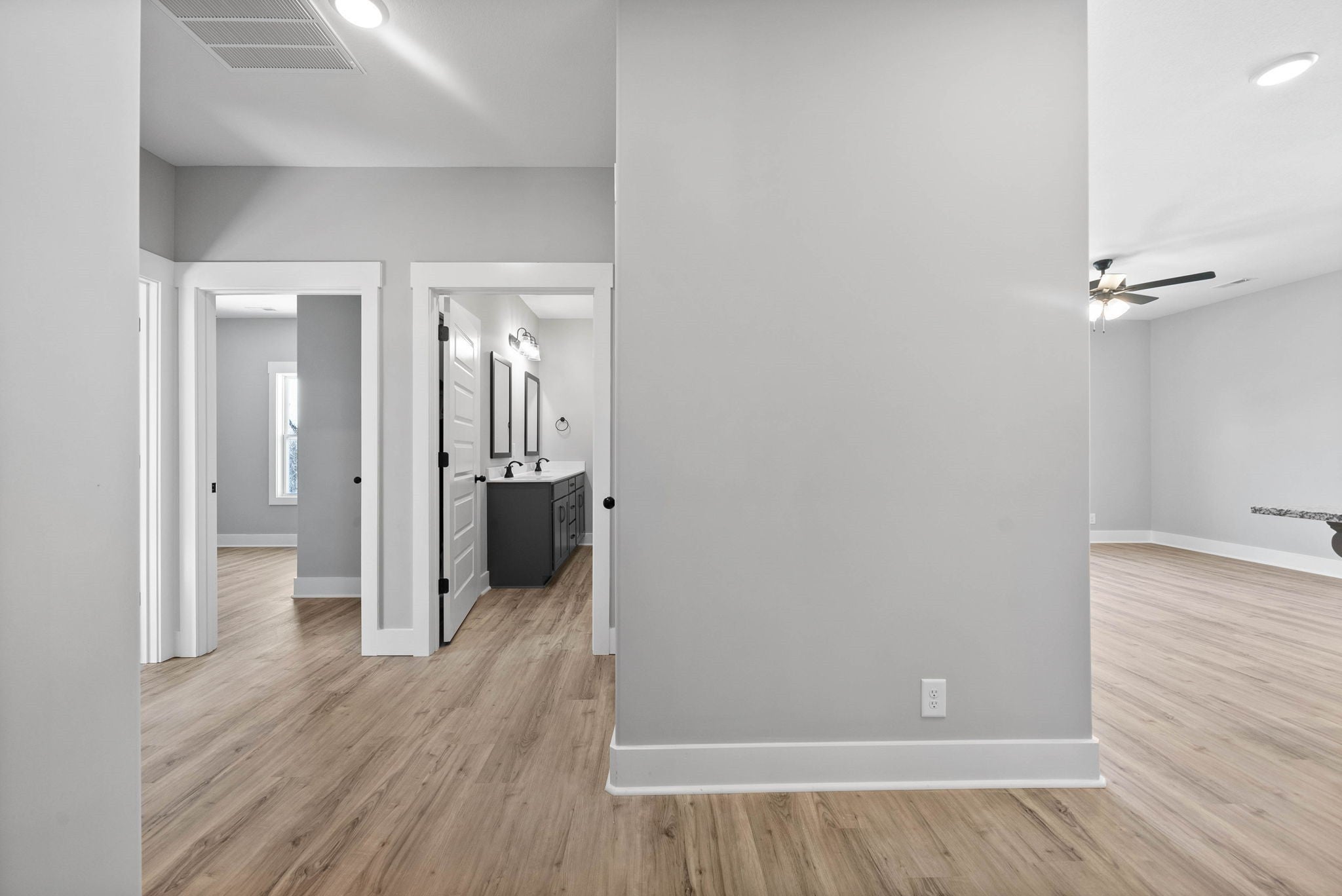 330 Academy Ave 103