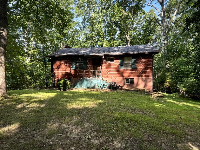 1025 Robin Court