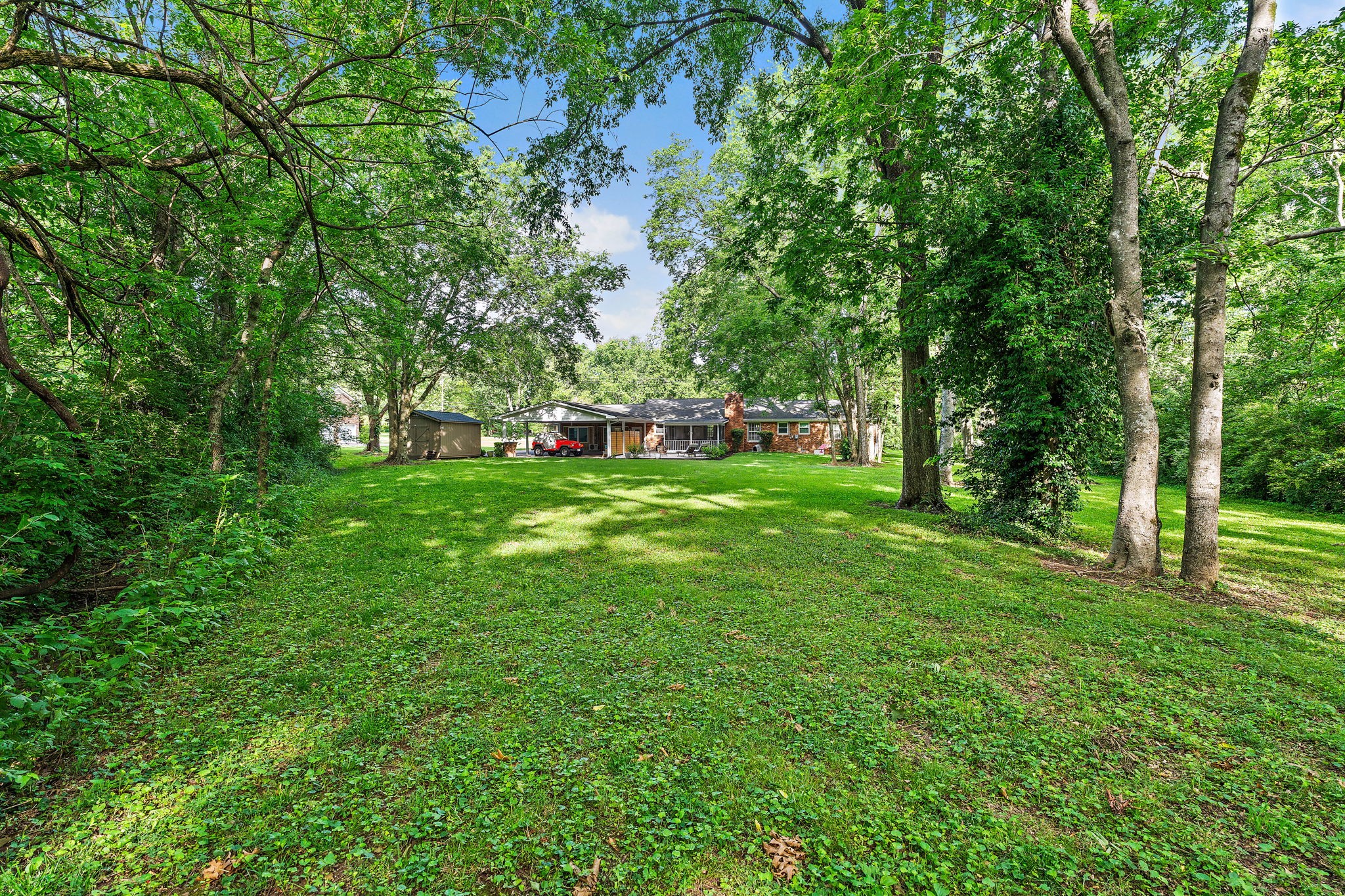 1518 Lipscomb Dr