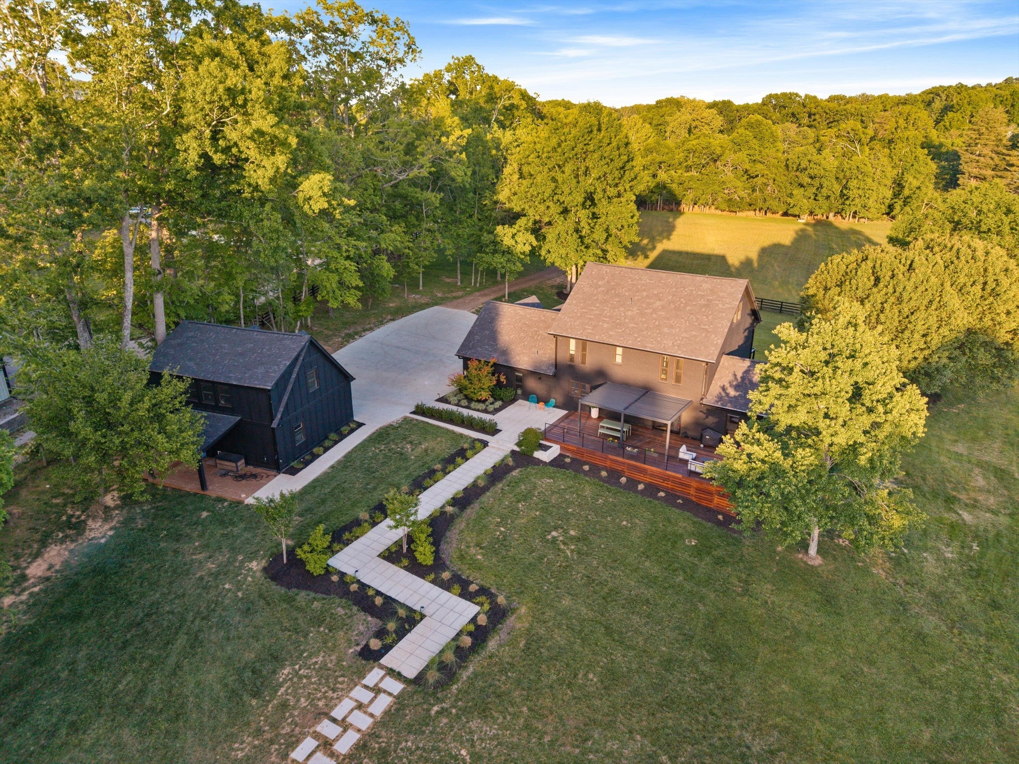 4-bed home for sale in Franklin, TN 37067, 2031 Maple Ln 2031 Maple Ln, Franklin TN 37067 4-bed home, photo 4 of 60