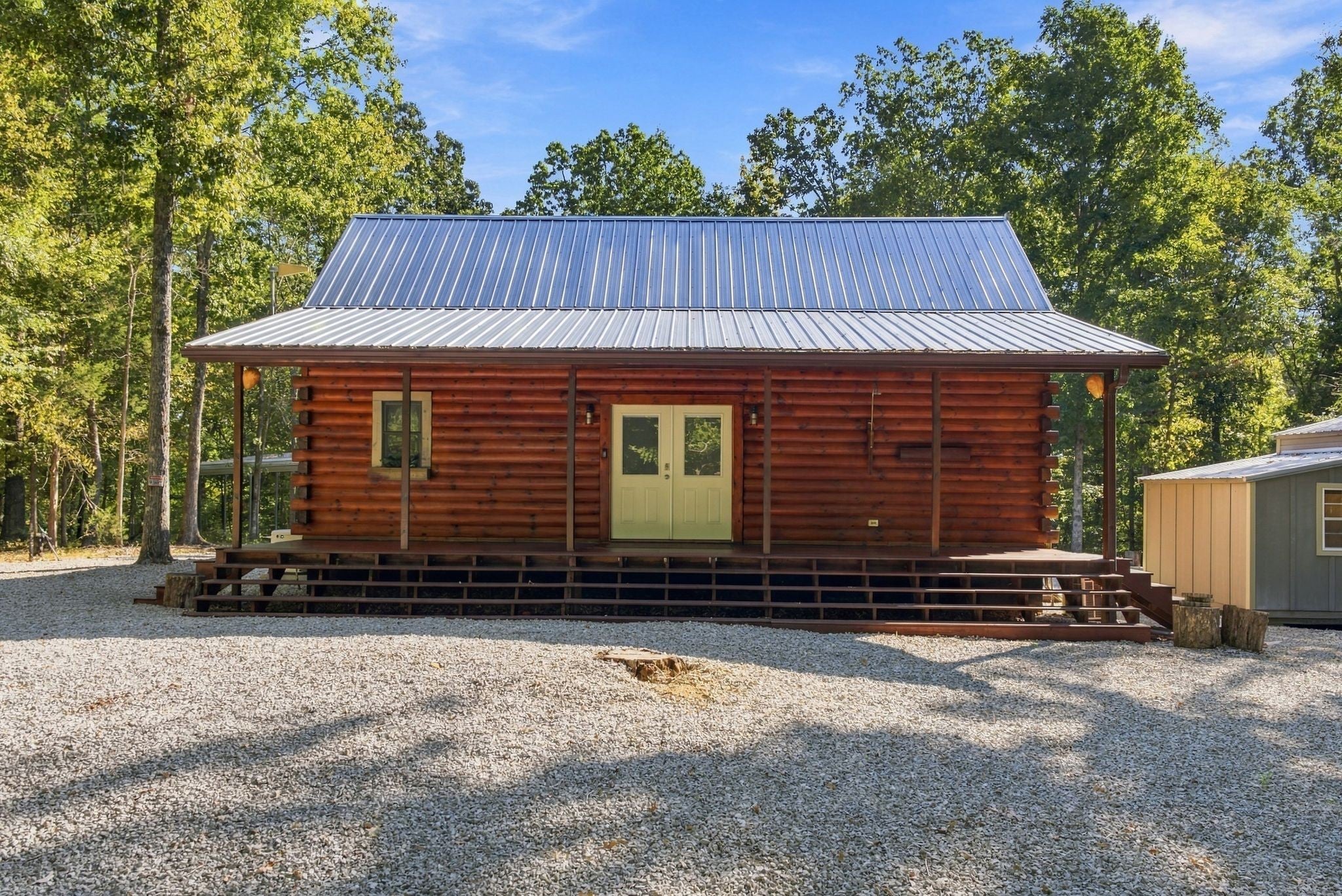 6095 Old Highway 13