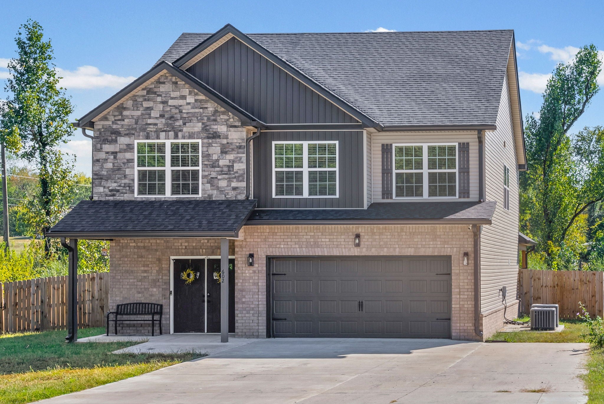 602 Eva Dr