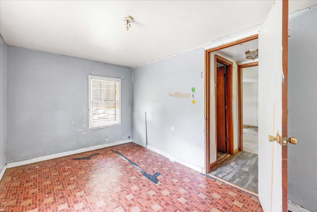 1200 Little St