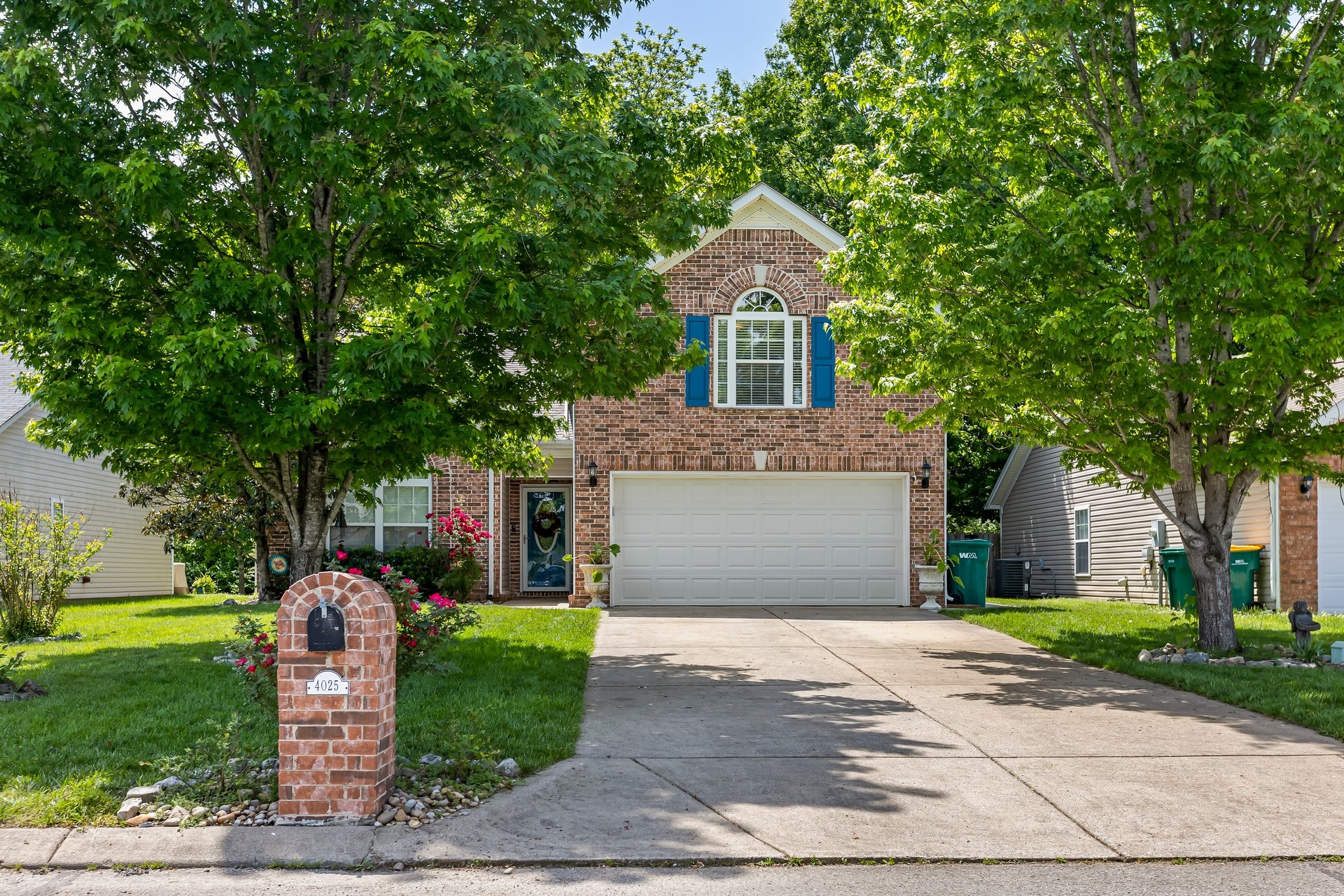 4025 Deer Run Trce