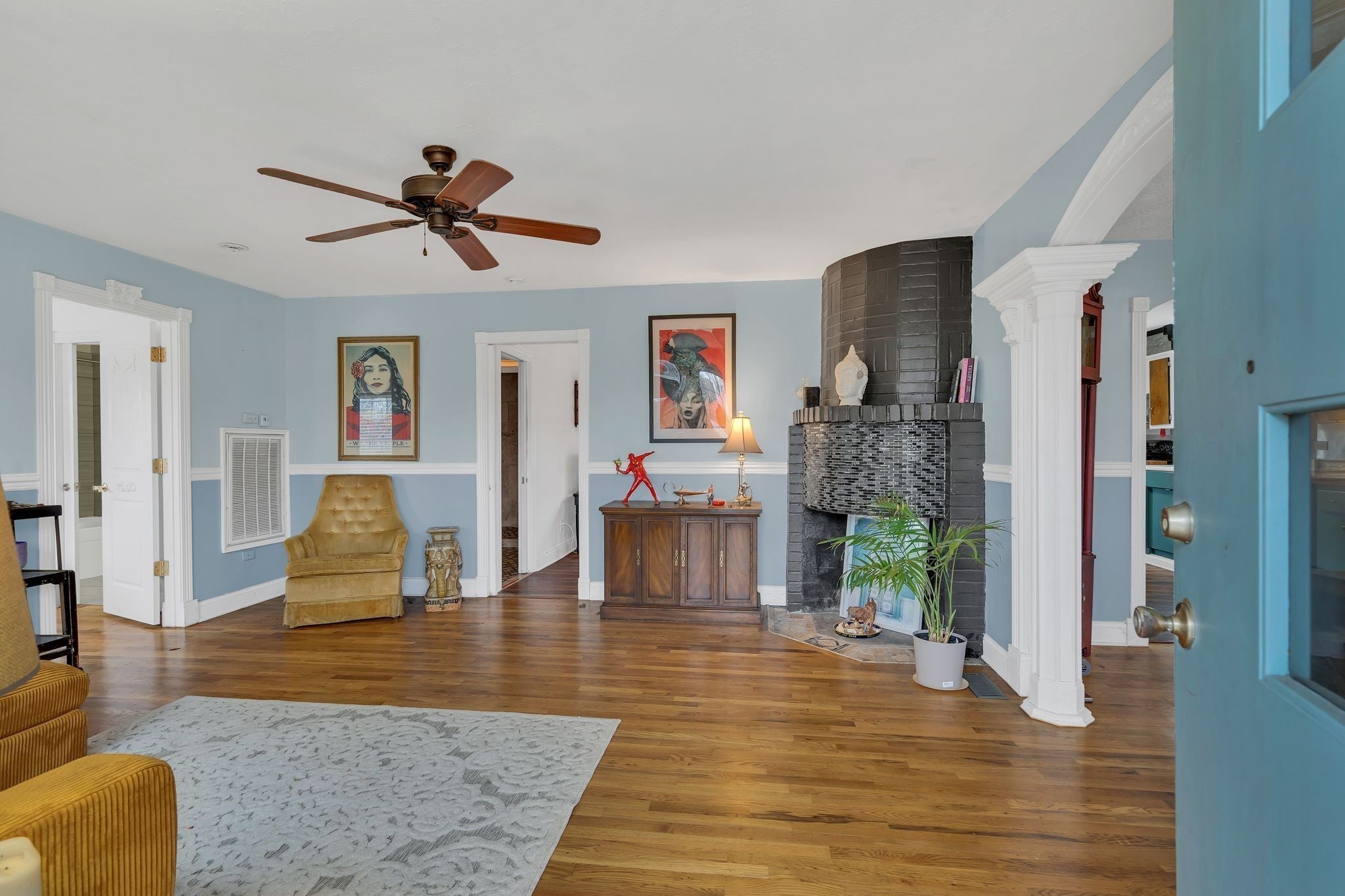 118 East Due West Avenue