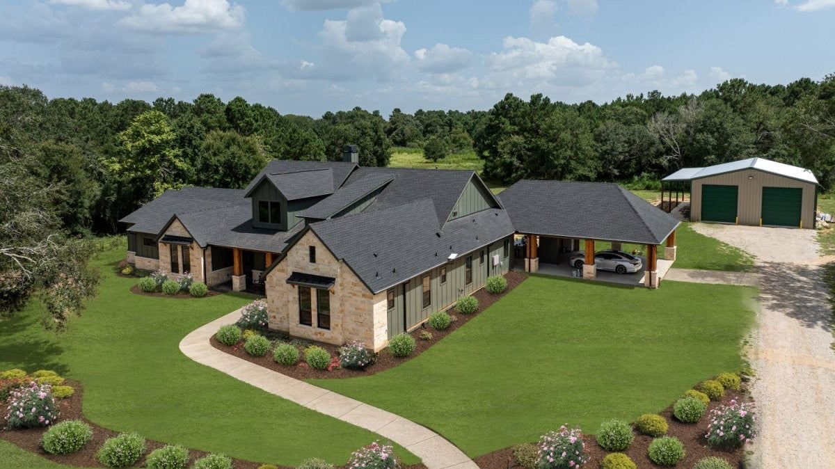 7031 Hyde Park Trail