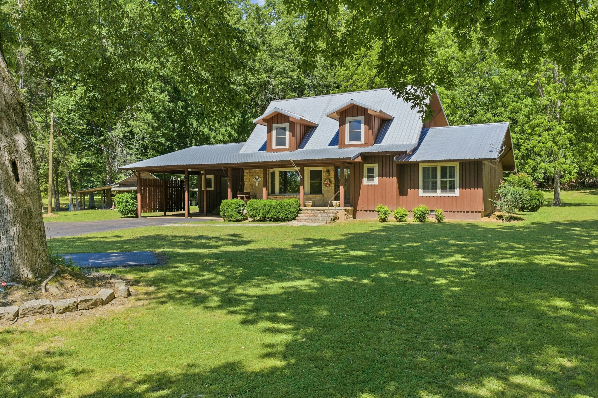 8932 Mount Carmel Rd