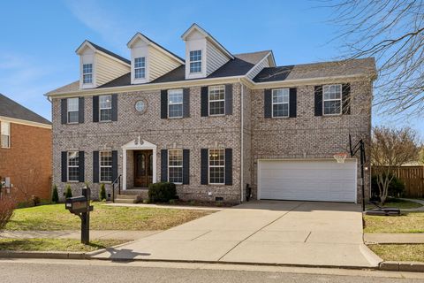 7504 Woodstream Dr Nashville TN 37221