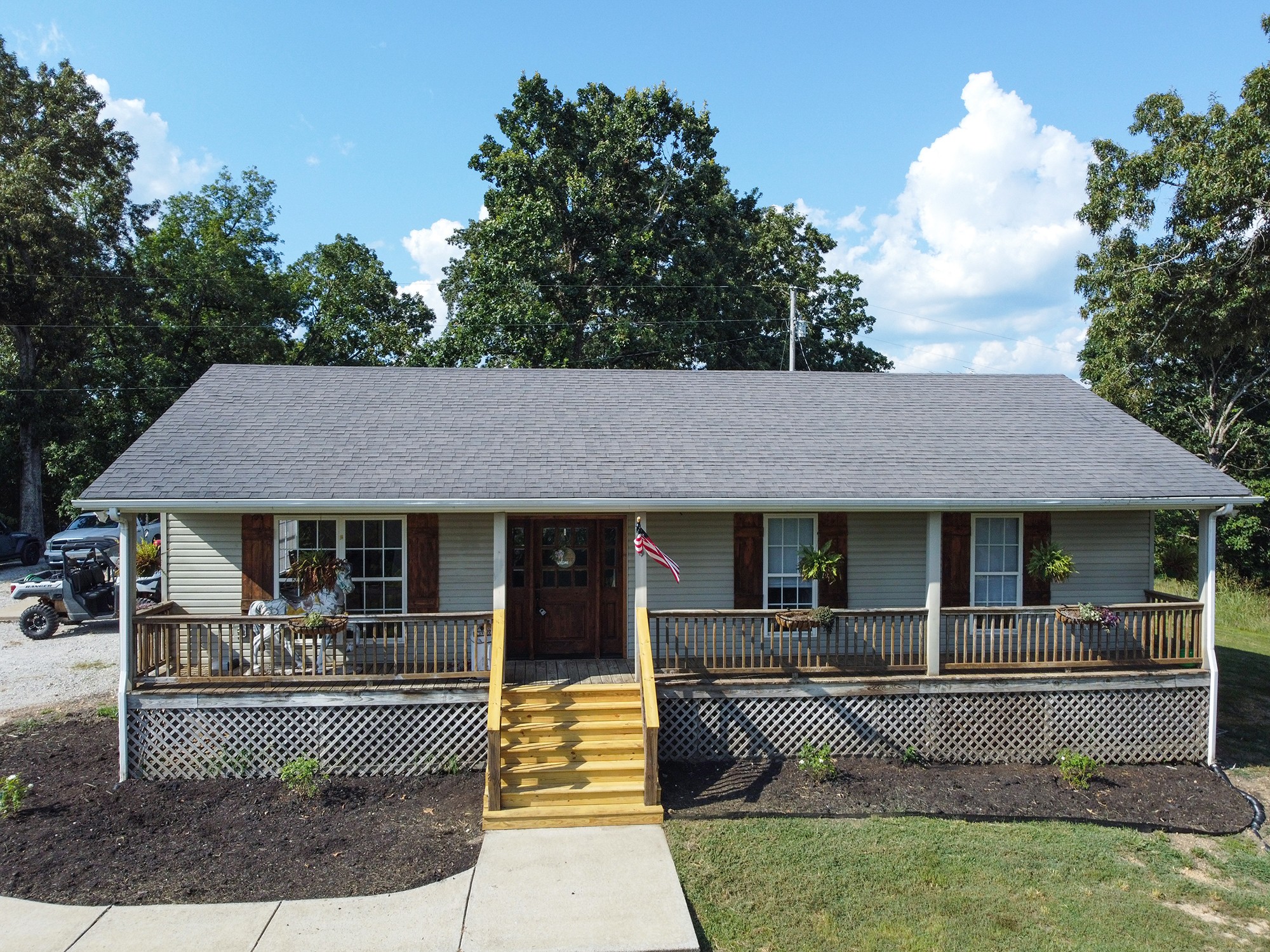 485 Thompson Rd