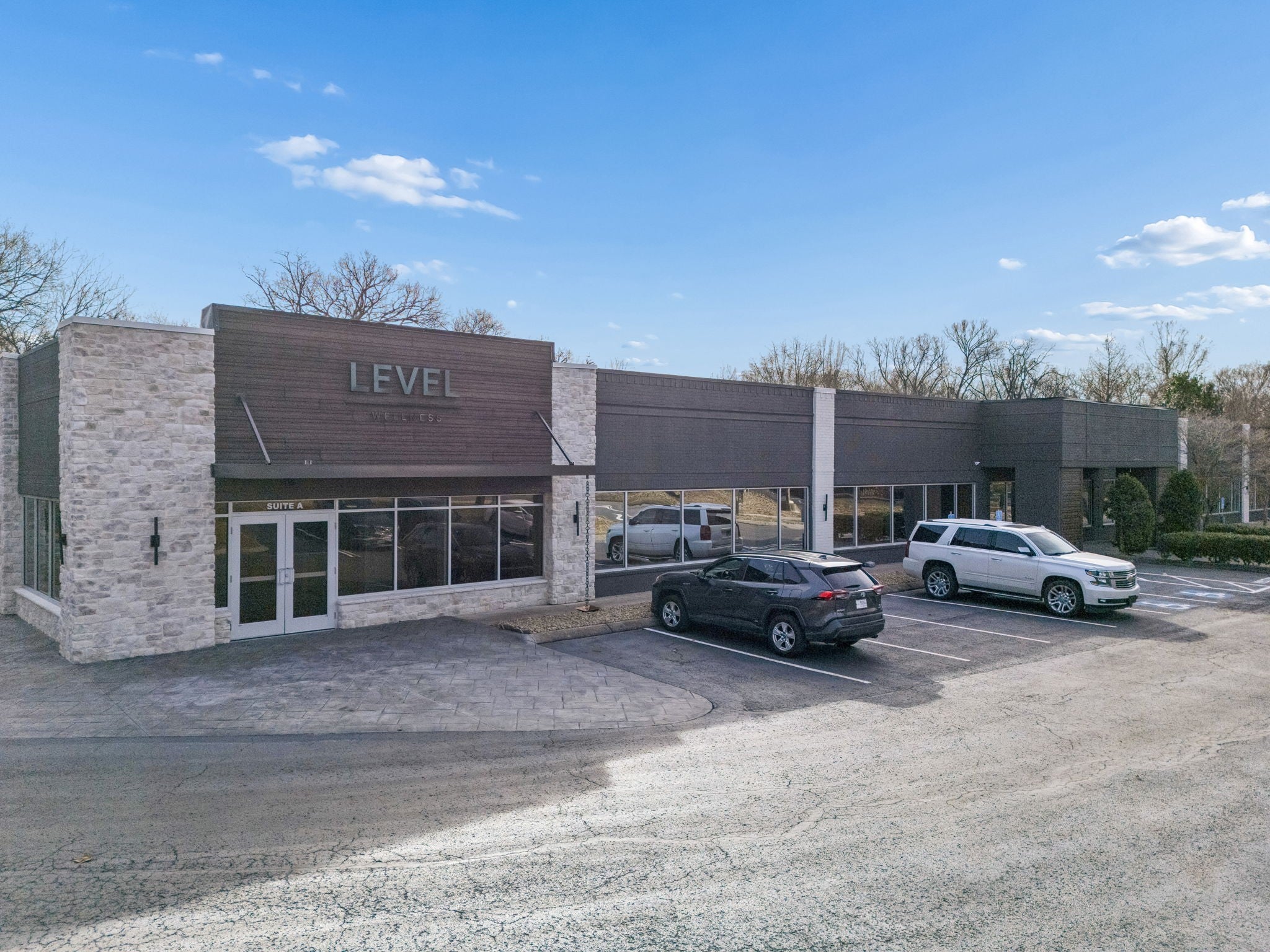 listing at 512 Autumn Springs Ct, Franklin