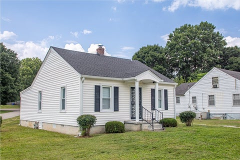 Photo of 2204 Denham Ave, Columbia, TN 38401 (MLS # 3499828)